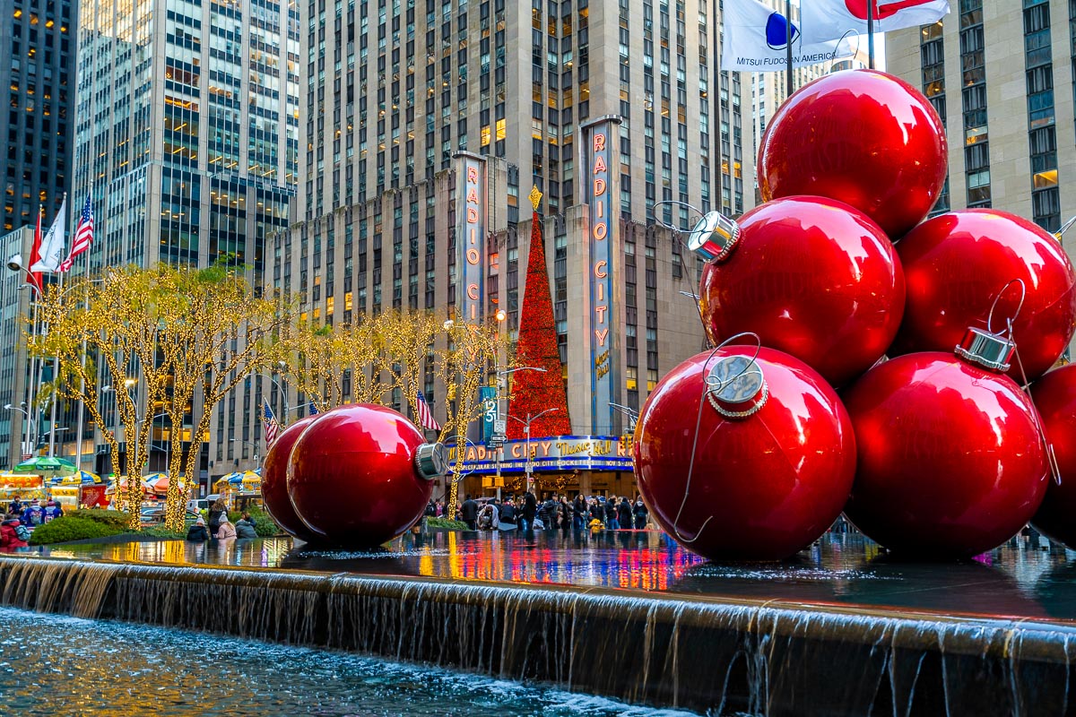 nyc christmas travel