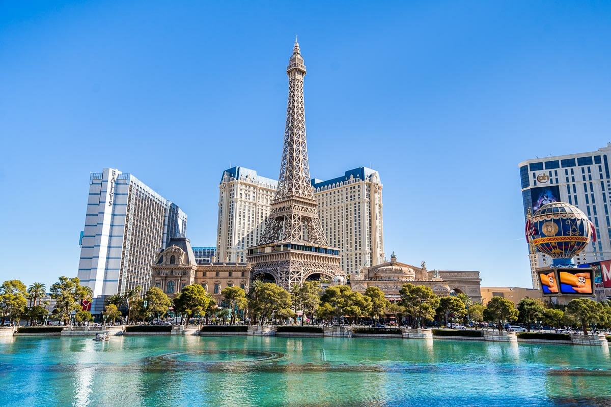 30 Insanely Cheap Things to do in Vegas Besides Gambling - He