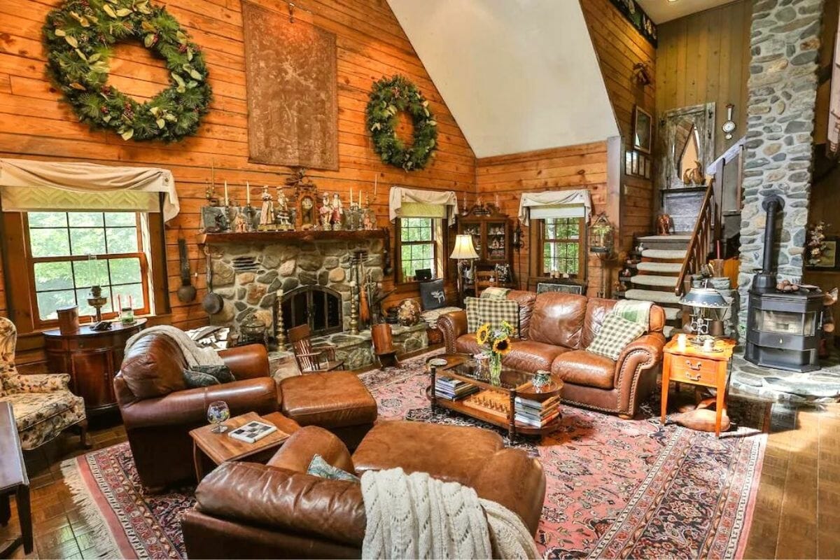 The Private Fairytale Cabin of Your Dreams in Stowe