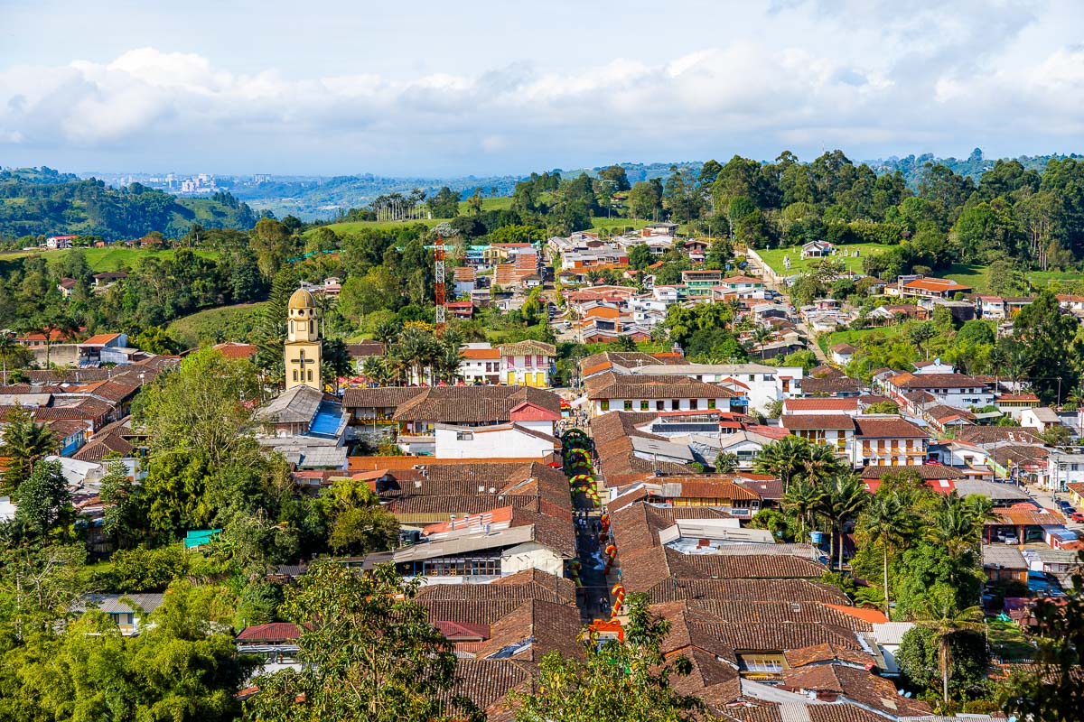 Panoramic view of Salento from Mirador Alto de La Cruz