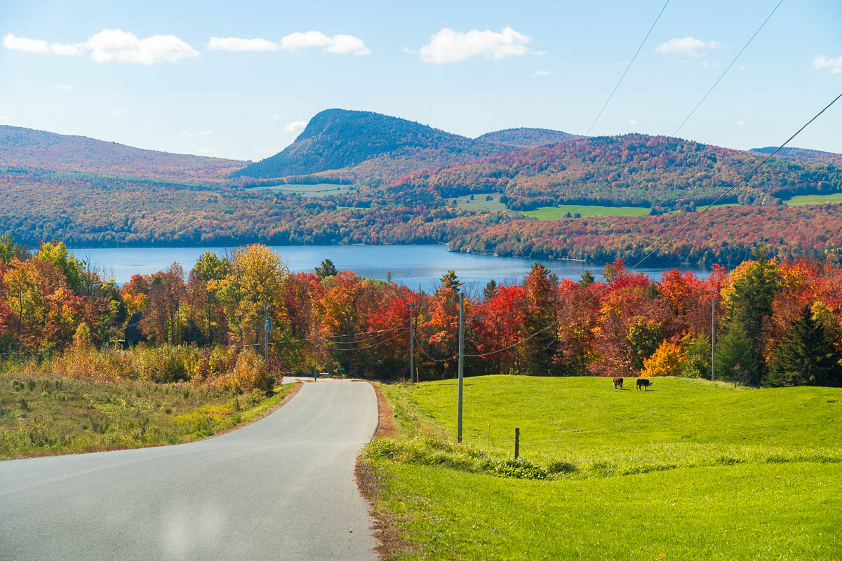 Lake Willoughby, Vermont in the fall