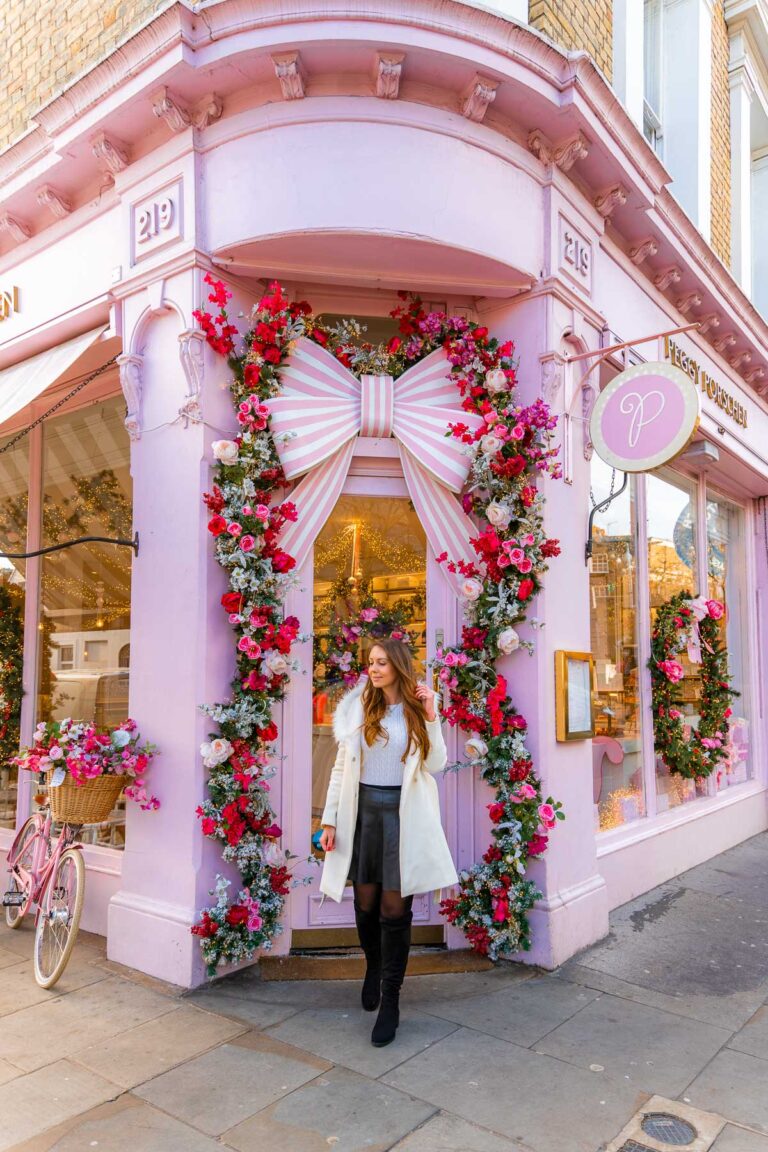 13 Best London Christmas Photo Spots for Festive Pictures